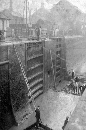 Thames and Medway Canal Strood