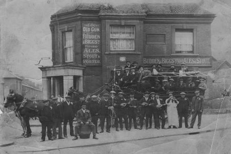 The Old Gun Public House corner of London Road and Cuxton Road Strood