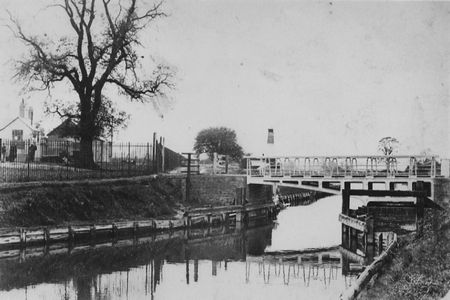Bridge over the Canal at Higham